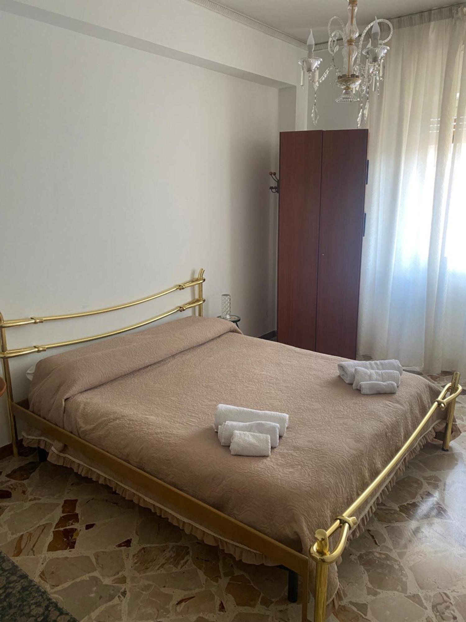 Dolce Sicily A 2Km Dal Centro Lejlighed Palermo Eksteriør billede